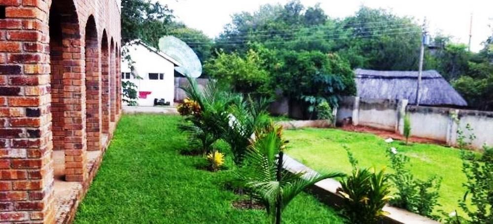 The View Lodge Victoria Falls Extérieur photo